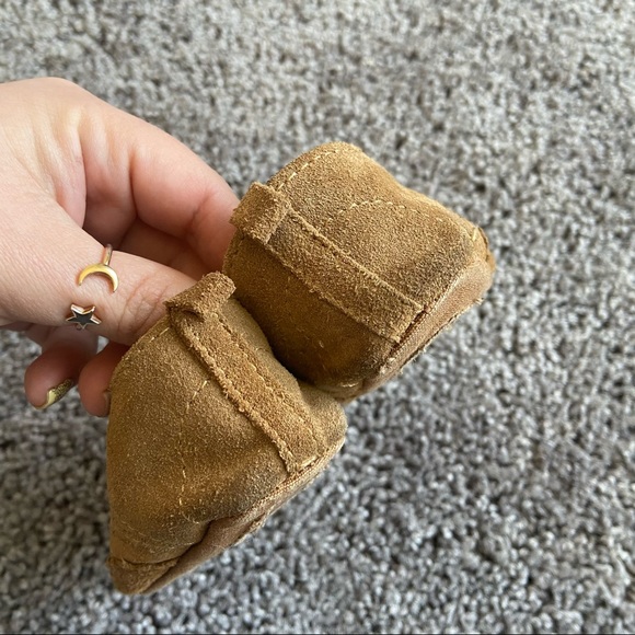 Baby Gap Shoes 6-12 Month - Picture 3 of 7